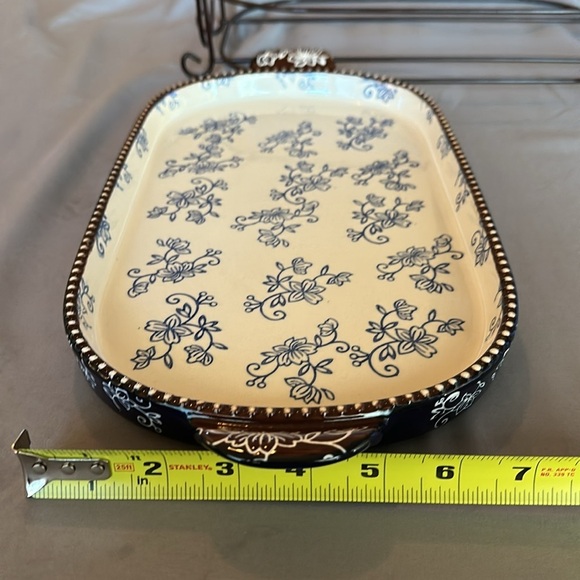 2 Piece Temptations Floral Lace Cobalt Blue 3.0 Qt Lid-It Serving Dish & Rack - Picture 6 of 8